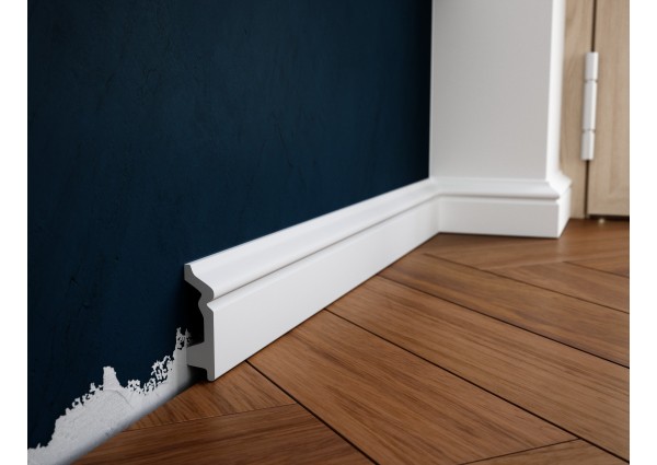 Creativa PRO-107 Listwa przypodłogowa