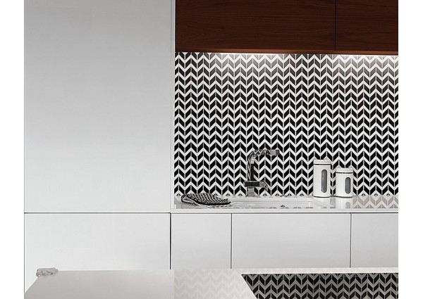 PURE BLACK CHEVRON MIX